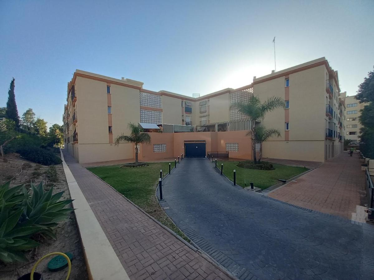 Apartamento Los Alamos Totalmente Reformado Junio 2023 Torremolinos Ngoại thất bức ảnh